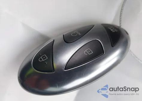 2025 Hyundai Elantra Hybrid Limited from USA, damaged, VIN KMHLN4DJ9SU129483